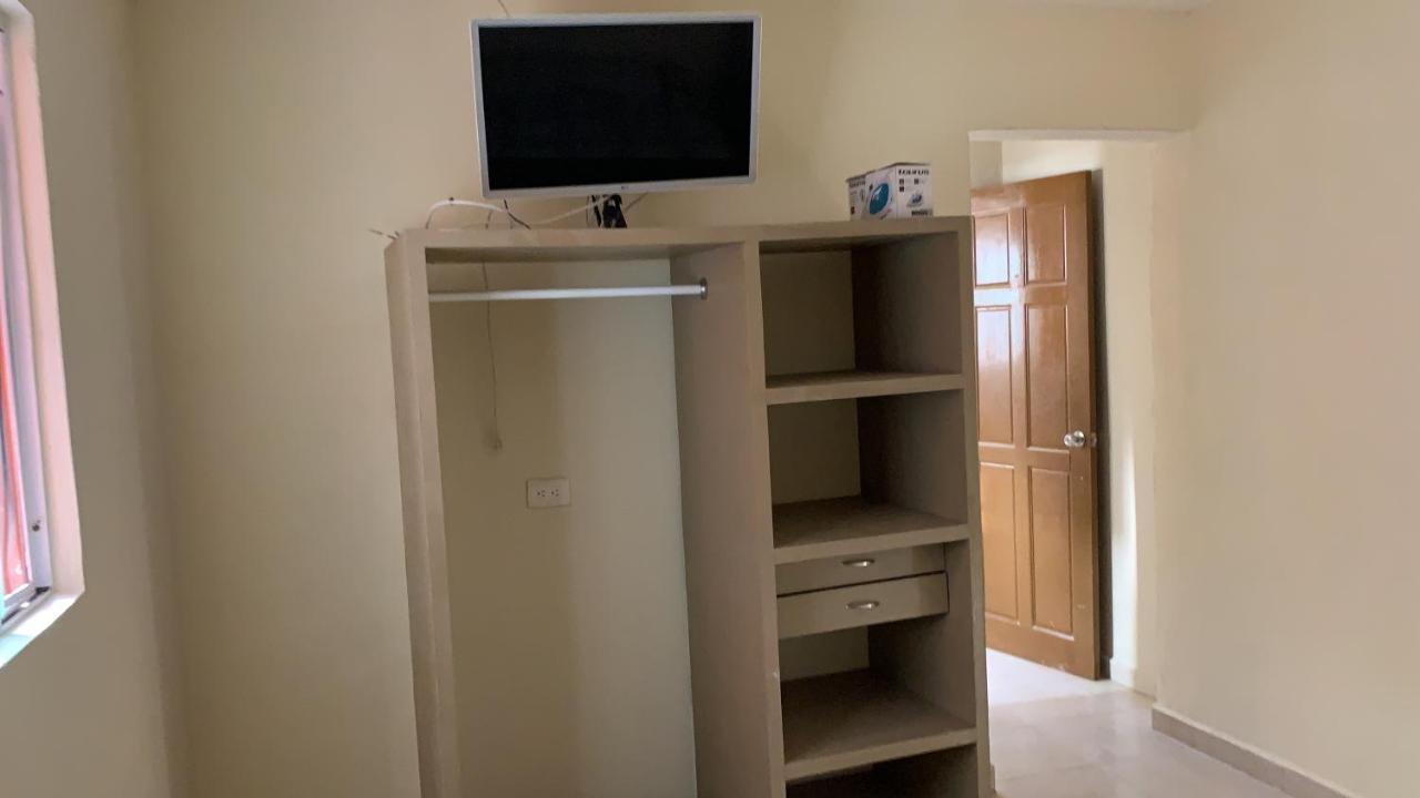 Alcoby Apartment *