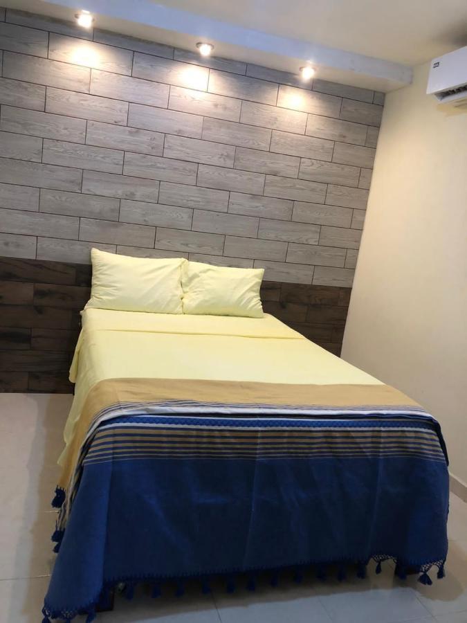 Alcoby Apartment *